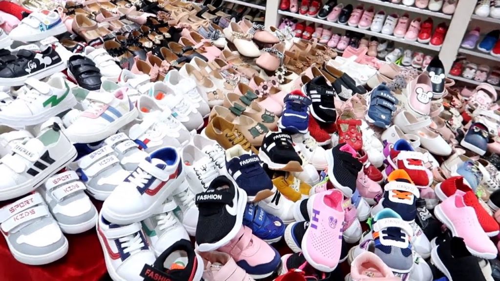 Global Kids Shoes Market