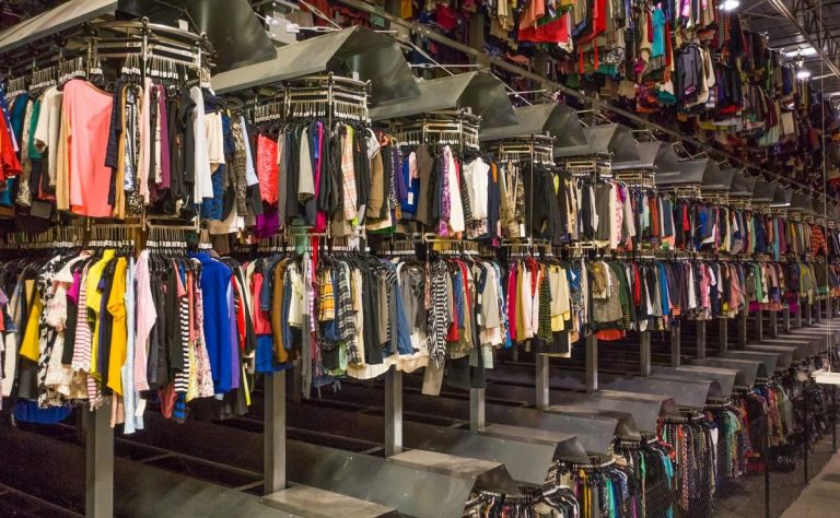 Global Fast Fashion Market