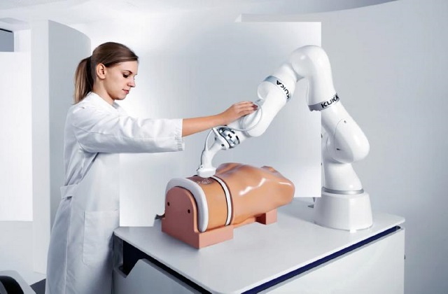 Asia-Pacific Pharmaceutical and Cosmetics Industrial Robots Market