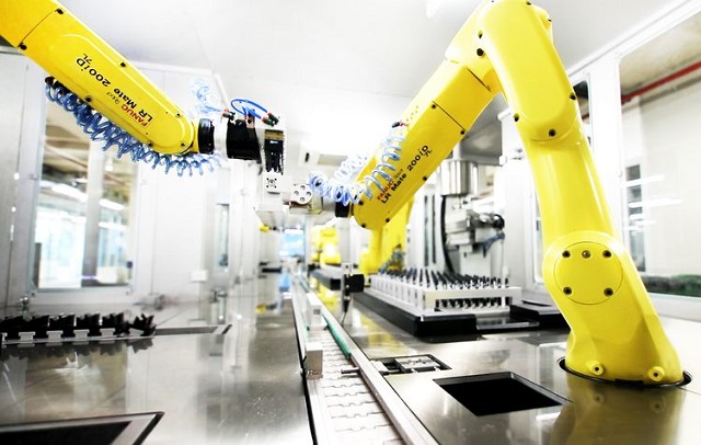 Global Pharmaceutical and Cosmetics Industrial Robots Market