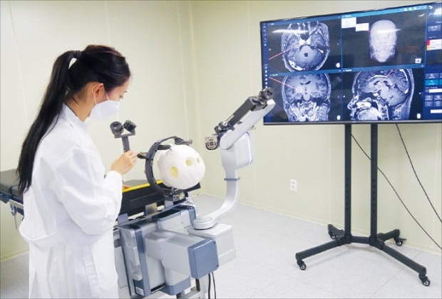 Europe Neurosurgical Robotics Market
